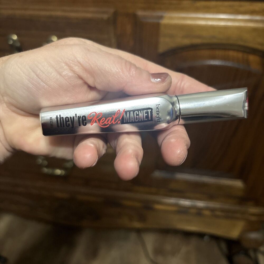 Benefit They're Real! Magnet Mascara Black Full Size NWOB